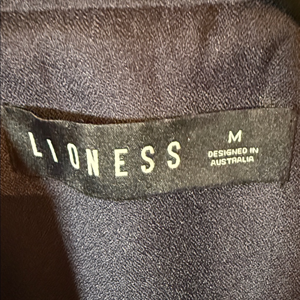 Lioness Navy Double Breasted Blazer Gold Button Coastal Prep Yacht Club M - Picture 2 of 8
